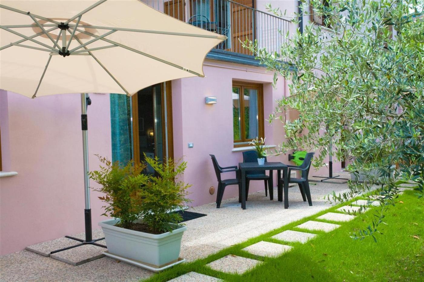 Residence Delle Rose トレモージネ エクステリア 写真
